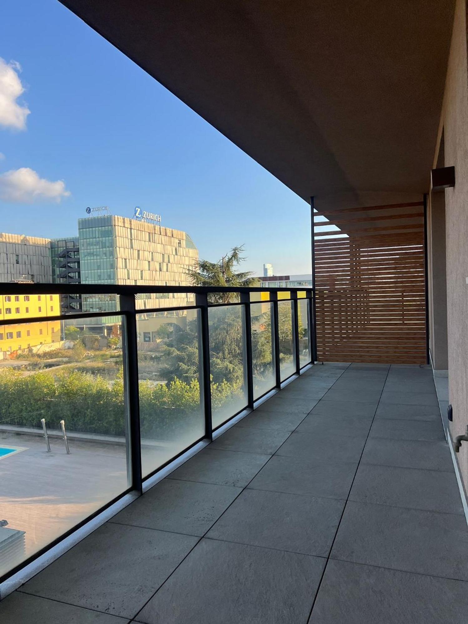 Apartment Giax Tower Premium Modern Milanese Flat With Gym Pool View & Box Mailand